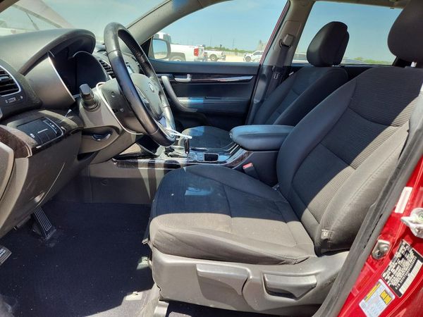 2015 KIA SORENTO GL