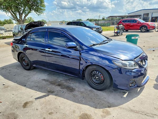 2013 TOYOTA COROLLA