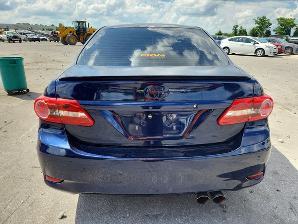 2013 TOYOTA COROLLA