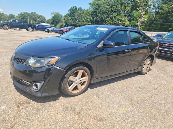 2013 TOYOTA CAMRY