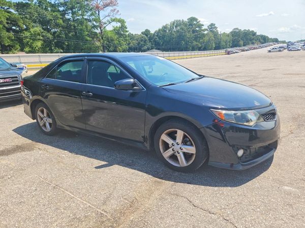 2013 TOYOTA CAMRY