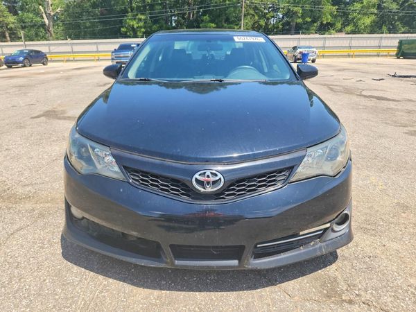 2013 TOYOTA CAMRY