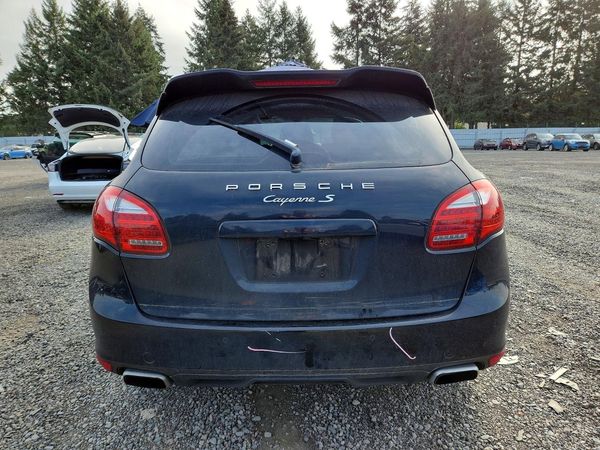 2013 PORSCHE CAYENNE S