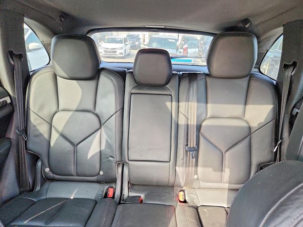 2013 PORSCHE CAYENNE S