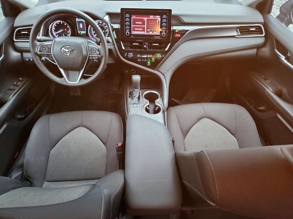 2024 TOYOTA CAMRY