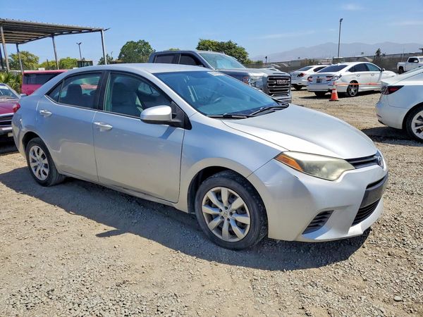 2016 TOYOTA COROLLA