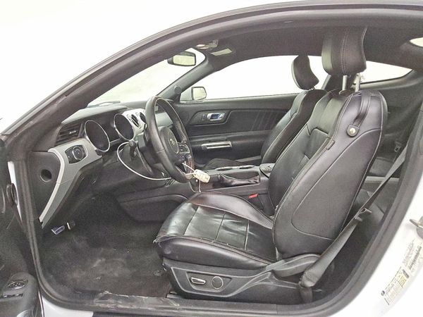2017 FORD MUSTANG I4 Coupe