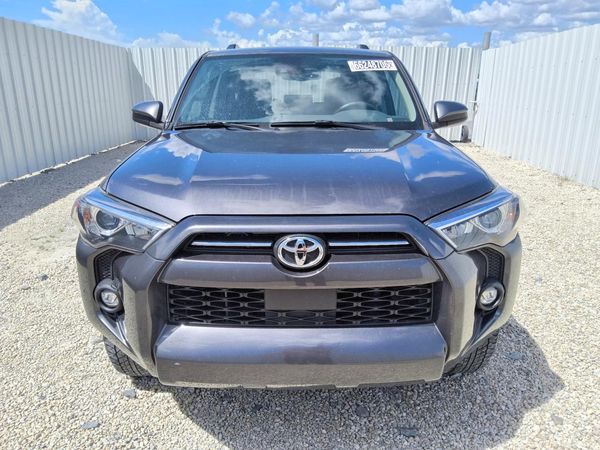 2023 TOYOTA 4RUNNER SR5