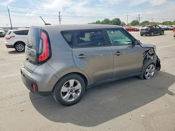 2019 KIA SOUL Base