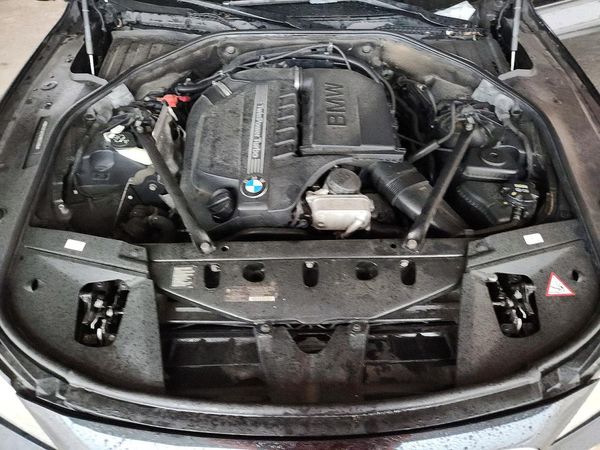 2015 BMW 740