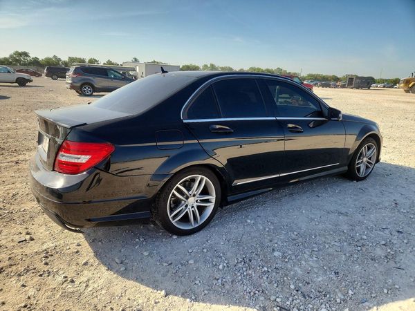 2013 MERCEDES-BENZ C
