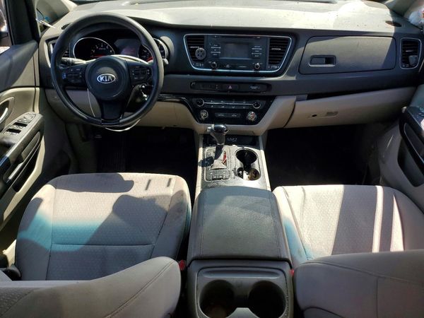 2016 KIA SEDONA LX - Middle-low