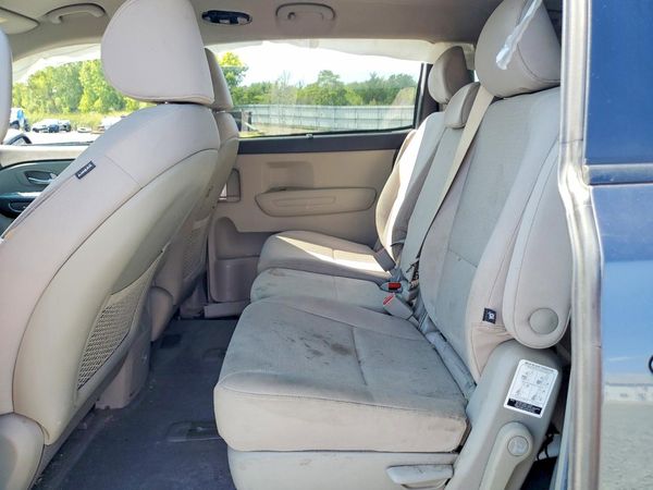 2016 KIA SEDONA LX - Middle-low