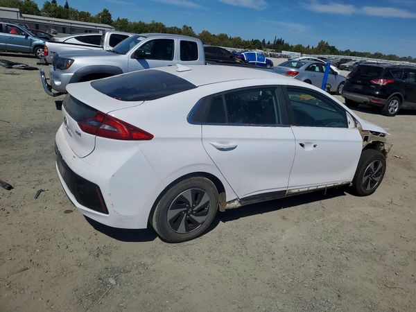 2018 HYUNDAI IONIQ SEL, SEL w/Tech (HEV)