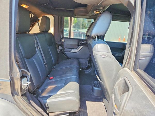 2015 JEEP WRANGLER UNLIMITED SPORT 4X4