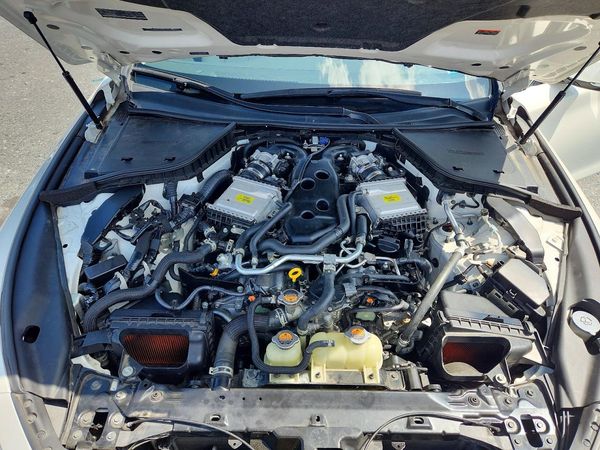 2021 INFINITI Q50 LUXE — Engine bay