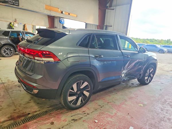 2025 VOLKSWAGEN ATLAS CROSS SPORT 4Motion SE