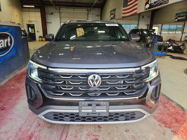 2025 VOLKSWAGEN ATLAS CROSS SPORT 4Motion SE