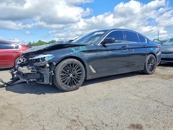2019 BMW 530