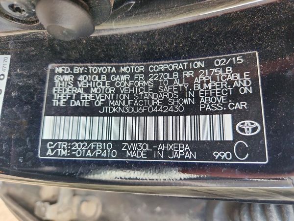2015 TOYOTA PRIUS