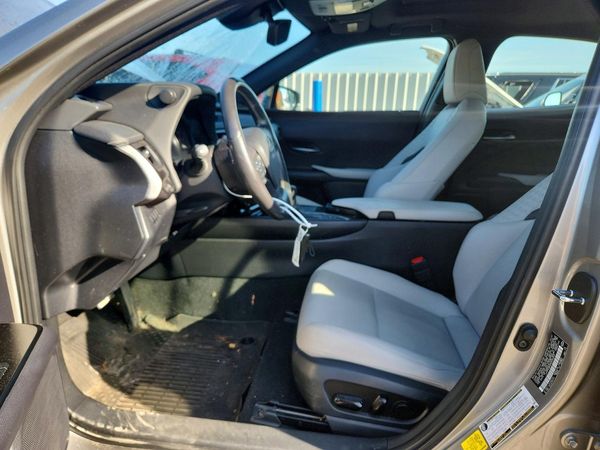 2021 LEXUS UX 250h Premium