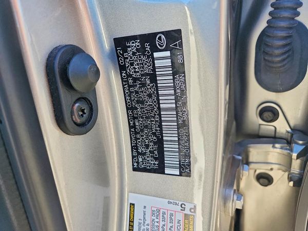 2021 LEXUS UX 250h Premium