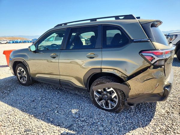2025 SUBARU FORESTER