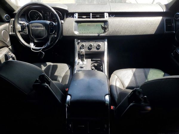 2017 LAND ROVER RANGE ROVER SPORT SE