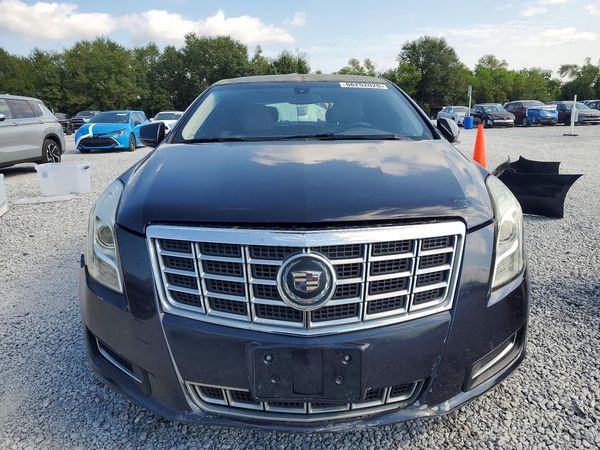 2014 CADILLAC XTS Livery — DIRF