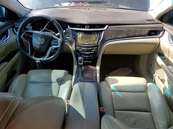 2014 CADILLAC XTS Livery — CKPT