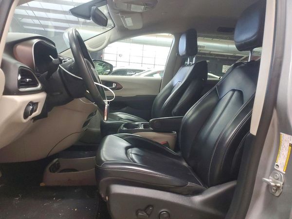 2021 CHRYSLER VOYAGER LXI