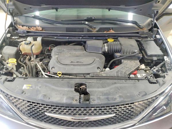 2021 CHRYSLER VOYAGER LXI