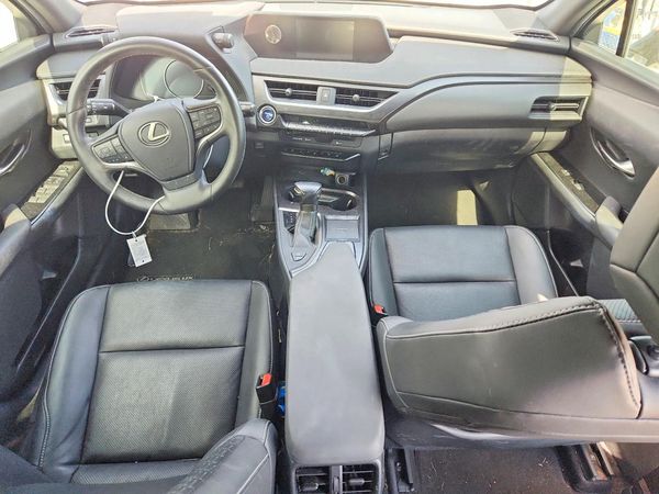 2020 LEXUS UX 250h Premium
