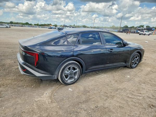 2026 KIA K4