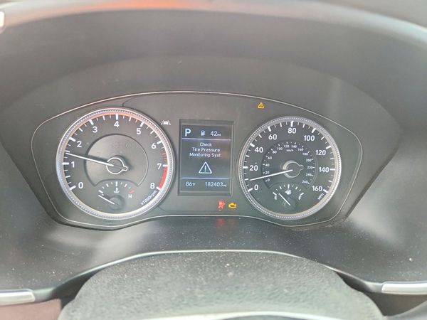 2019 HYUNDAI SANTA FE SE