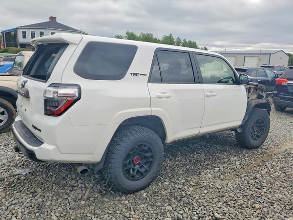 2023 TOYOTA 4RUNNER
