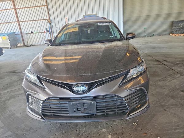 2022 TOYOTA CAMRY LE — DIRF