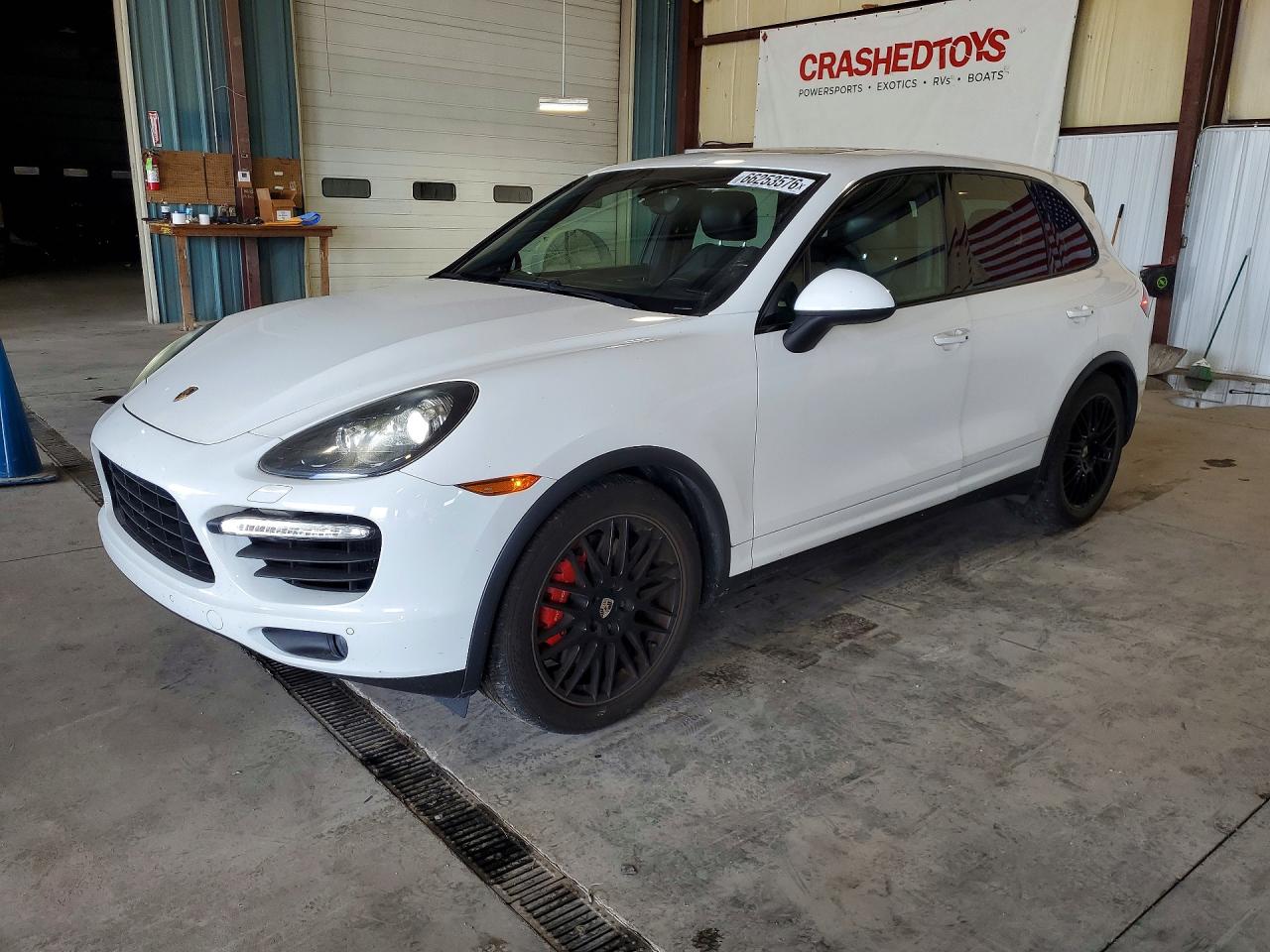 2013 PORSCHE CAYENNE