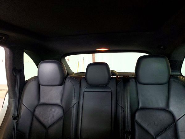 2013 PORSCHE CAYENNE