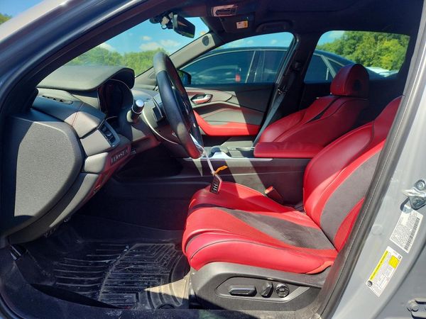 2025 ACURA TLX