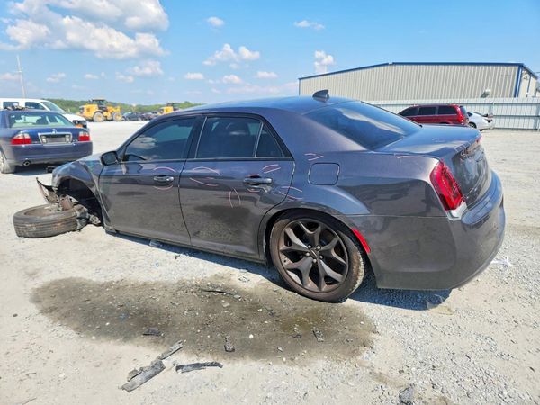 2021 CHRYSLER 300