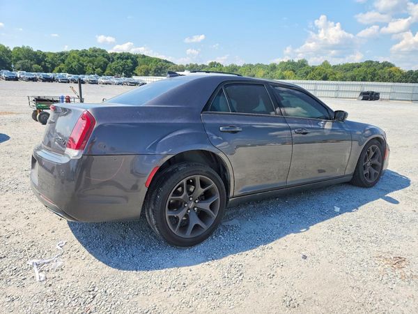 2021 CHRYSLER 300