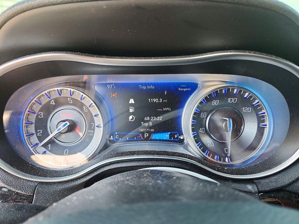 2021 CHRYSLER 300
