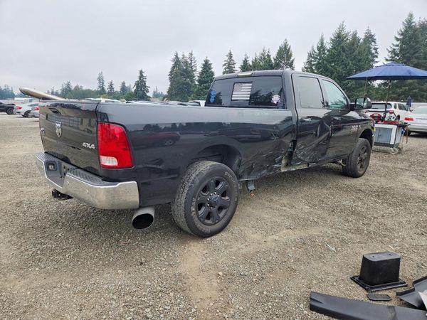 2018 RAM 2500 SLT CREW CAB 4X4
