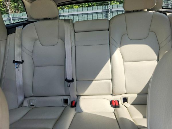 2018 VOLVO XC60