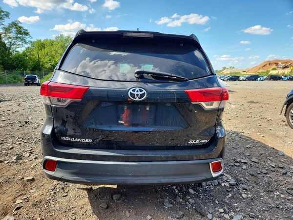 2019 TOYOTA HIGHLANDER