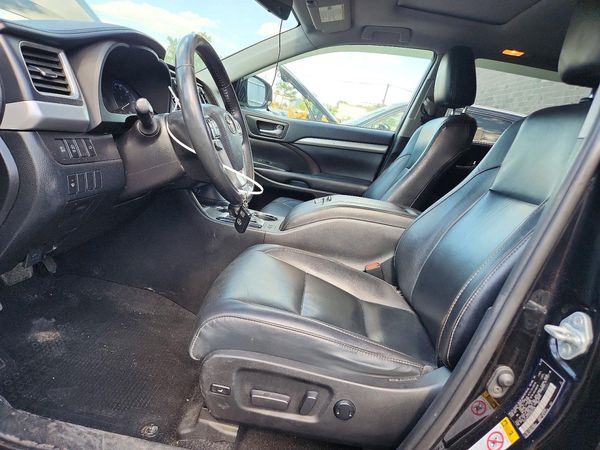 2019 TOYOTA HIGHLANDER