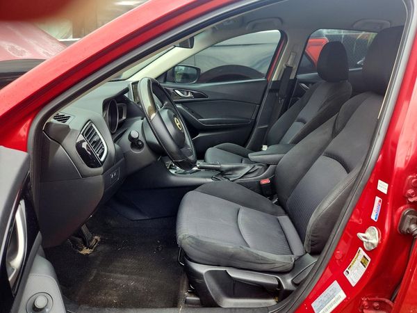 2015 MAZDA 3