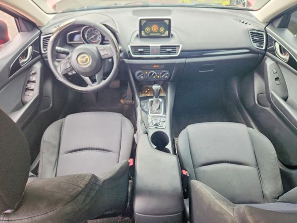 2015 MAZDA 3