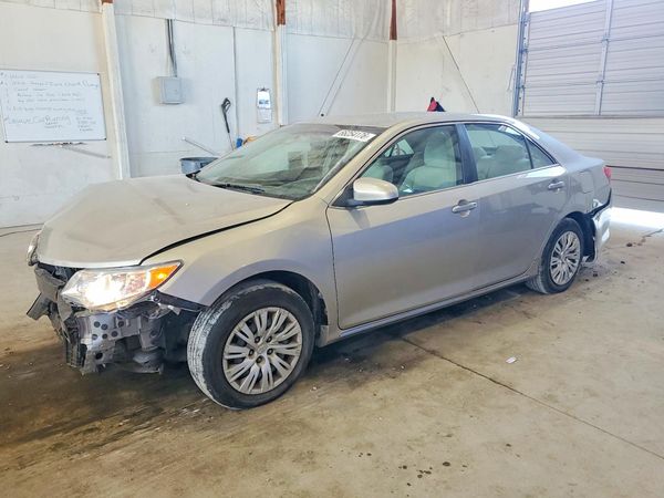 2013 TOYOTA CAMRY